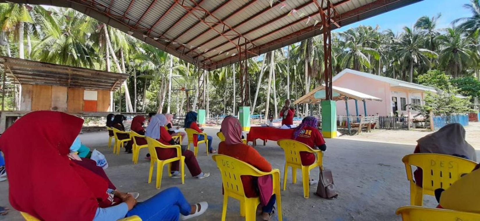 Rural Health Unit staff member in Tongkil, Sulu