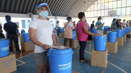 UNICEF distributes hygiene kits
